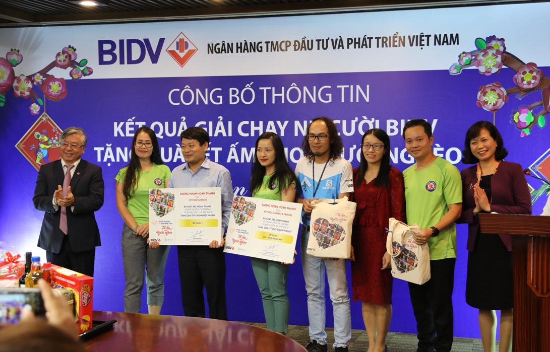 C&ocirc;ng đo&agrave;n BIDV ph&aacute;t động phong tr&agrave;o quy&ecirc;n g&oacute;p qu&agrave; Tết tặng đồng b&agrave;o ngh&egrave;o - Ảnh 3.
