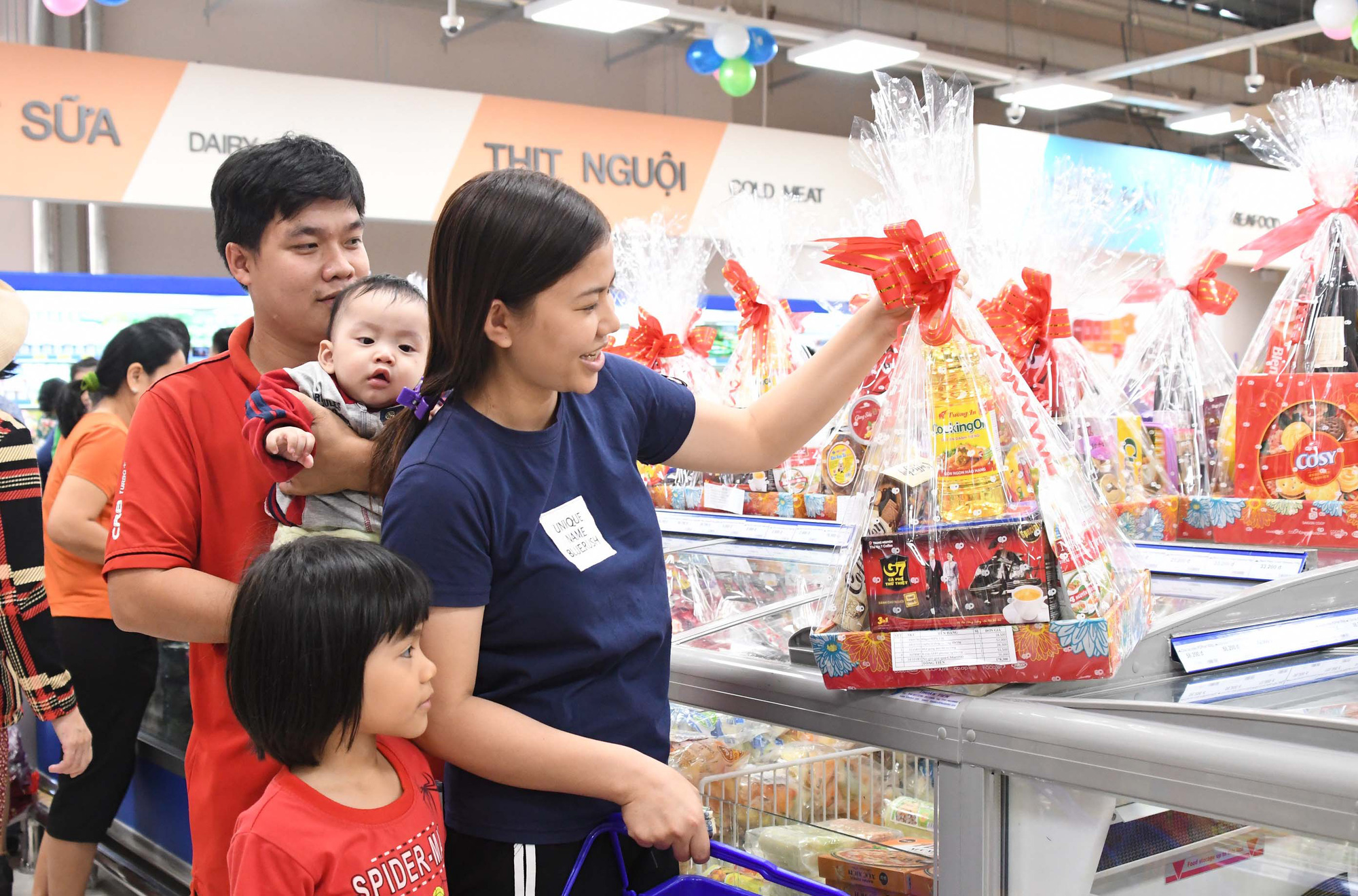 Đặc sản vùng miền vào giỏ quà Tết