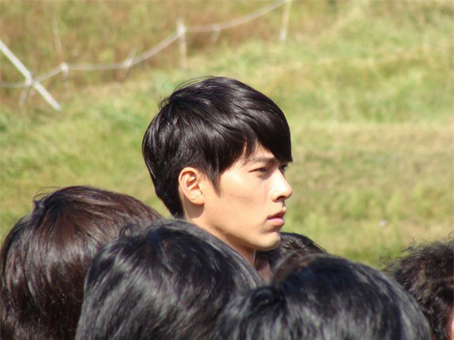&ldquo;So&aacute;i ca Triều Ti&ecirc;n&rdquo; Hyun Bin g&acirc;y b&atilde;o mạng với g&oacute;c nghi&ecirc;ng sắc lẹm  - Ảnh 13.