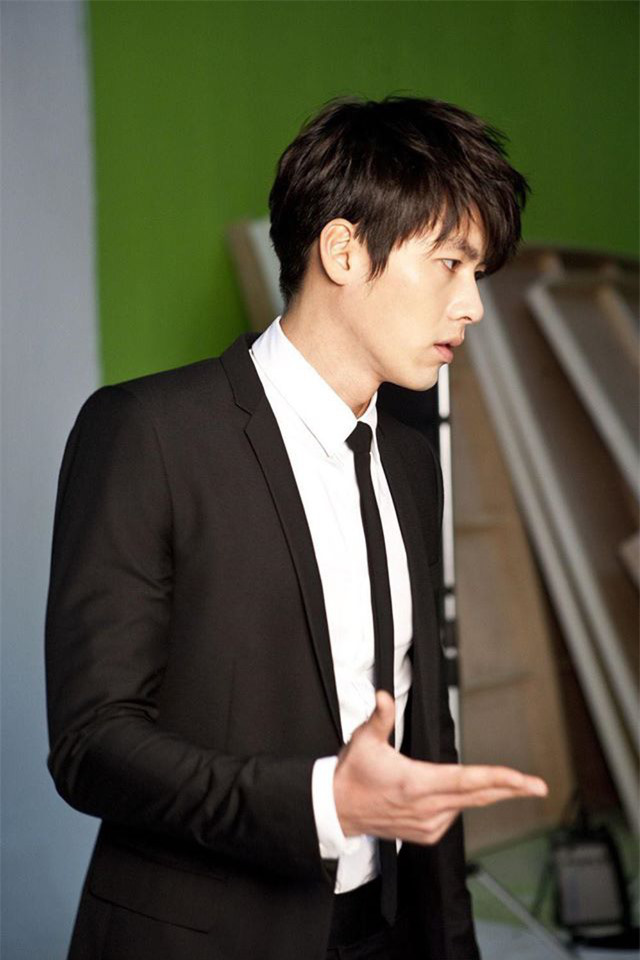 &ldquo;So&aacute;i ca Triều Ti&ecirc;n&rdquo; Hyun Bin g&acirc;y b&atilde;o mạng với g&oacute;c nghi&ecirc;ng sắc lẹm  - Ảnh 14.