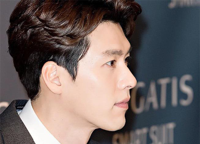 &ldquo;So&aacute;i ca Triều Ti&ecirc;n&rdquo; Hyun Bin g&acirc;y b&atilde;o mạng với g&oacute;c nghi&ecirc;ng sắc lẹm  - Ảnh 17.