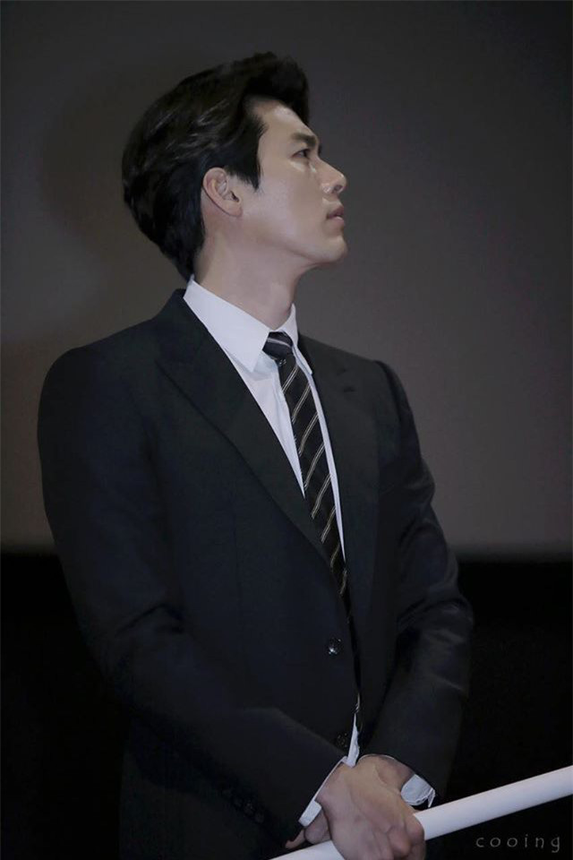 &ldquo;So&aacute;i ca Triều Ti&ecirc;n&rdquo; Hyun Bin g&acirc;y b&atilde;o mạng với g&oacute;c nghi&ecirc;ng sắc lẹm  - Ảnh 19.