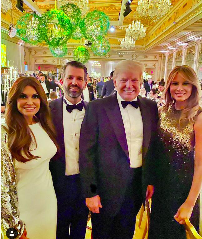 Cậu &uacute;t nh&agrave; Tổng thống Trump lịch l&atilde;m vượt trội ở tuổi 13 - Ảnh 6.