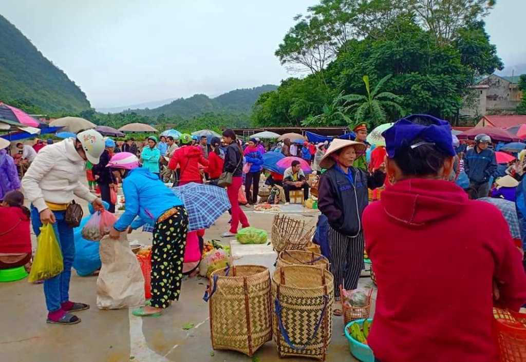 Độc đáo chợ phiên phố Đòn có từ thời Pháp ở vùng cao Thanh Hóa