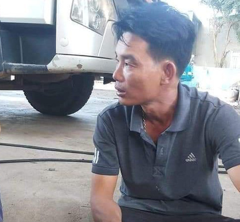 Gần Tết, bác tài khốn đốn vì đánh rơi hơn 200 triệu đồng tiền hàng