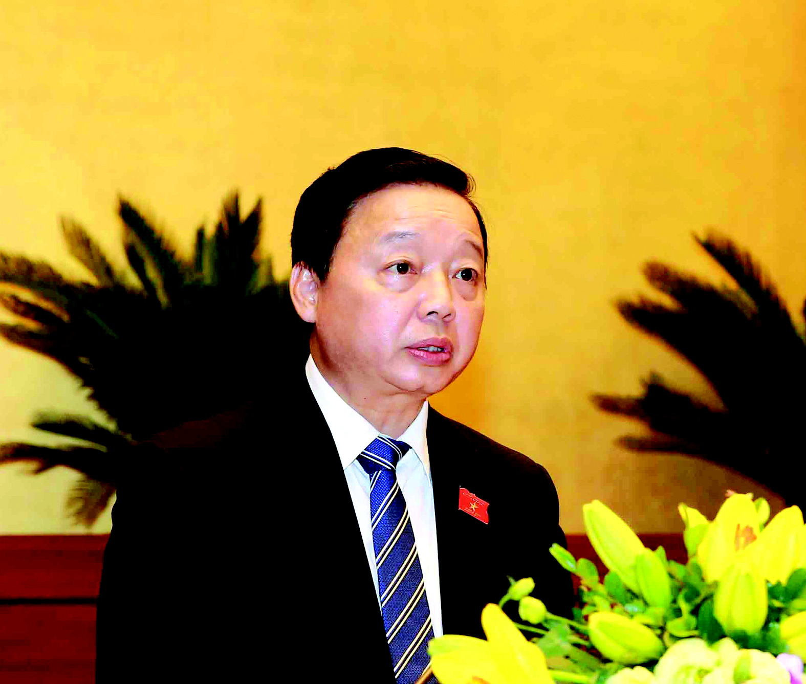 Bộ trưởng Trần Hồng Hà