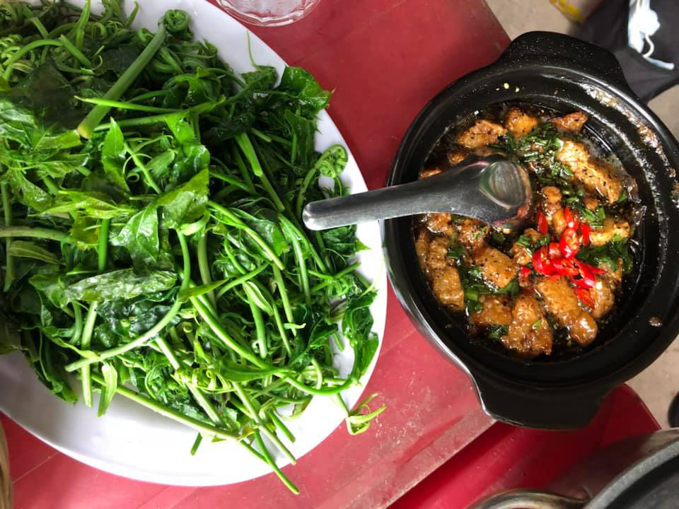 Sản vật còn sót lại trên sông Sài Gòn