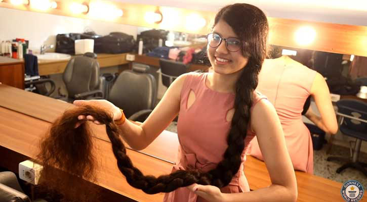 Nu&ocirc;i t&oacute;c 11 năm sau trải nghiệm &ldquo;đau thương&rdquo; khi đi cắt t&oacute;c - Ảnh 4.