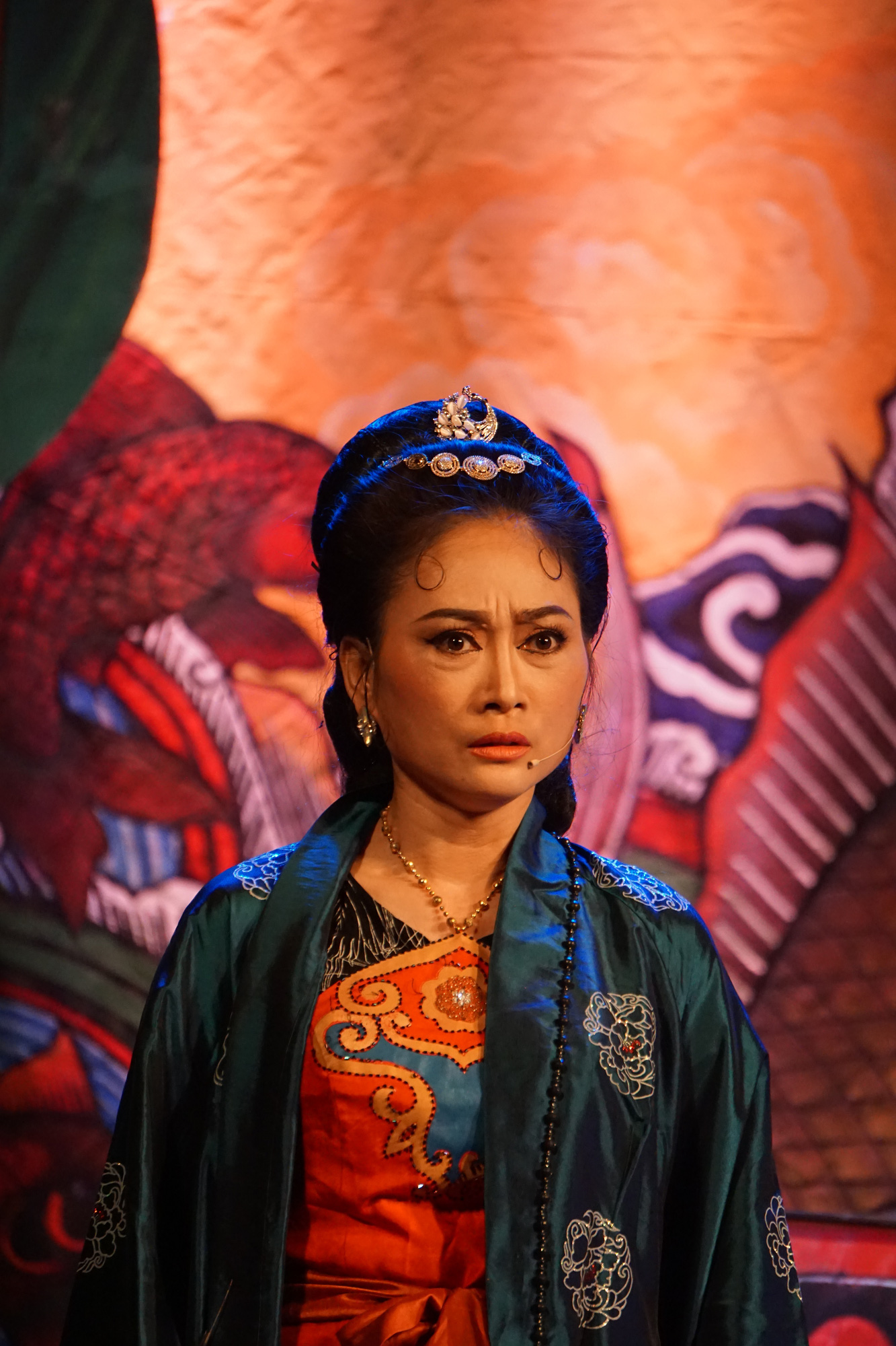 Cười chua cay với Nghề nu&ocirc;i quan - Ảnh 6.