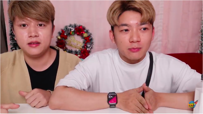Lại th&ecirc;m một k&ecirc;nh YouTube c&oacute; nội dung nguy hại cho trẻ em - Ảnh 2.