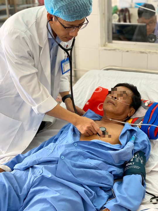 Người đ&agrave;n &ocirc;ng su&yacute;t trả gi&aacute; đắt do h&uacute;t thuốc l&aacute; kh&ocirc;ng tự chủ - Ảnh 1.