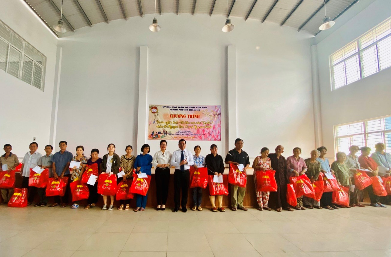Tập đo&agrave;n Novaland: Lan tỏa y&ecirc;u thương, xu&acirc;n về hạnh ph&uacute;c - Ảnh 5.