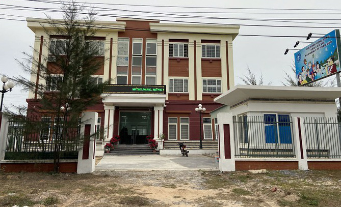 Giám đốc và nhân viên BHXH huyện Cô Tô cấu kết làm khống 19 hồ sơ BHXH