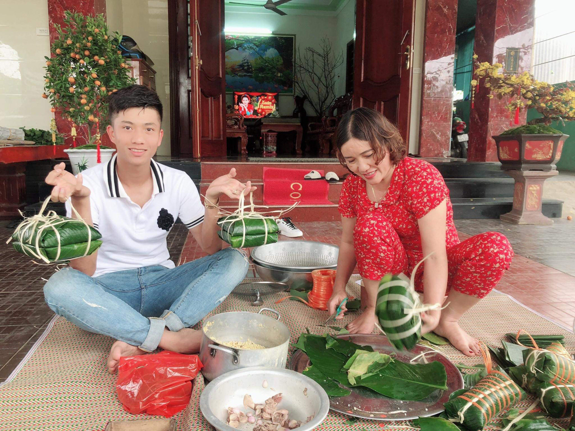 Phan Văn Đức h&aacute;o hức đ&oacute;n Tết tại nh&agrave; vợ, hồi hộp trước lễ cưới lớn v&agrave;o m&ugrave;ng 6 Tết - Ảnh 3.