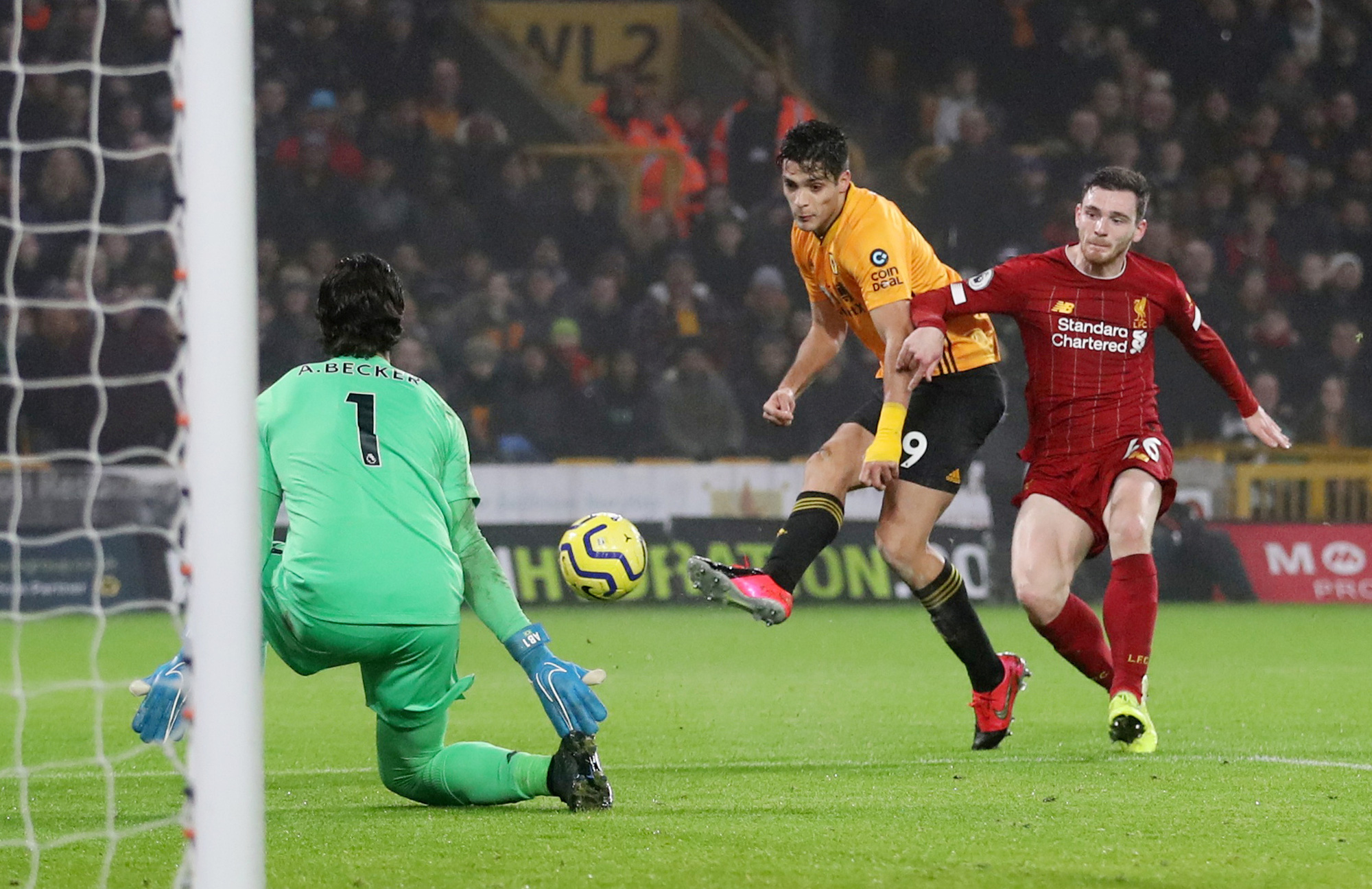 Thần t&agrave;i Firmino tỏa s&aacute;ng, Liverpool thắng nghẹt thở chủ nh&agrave; Wolverhampton - Ảnh 4.