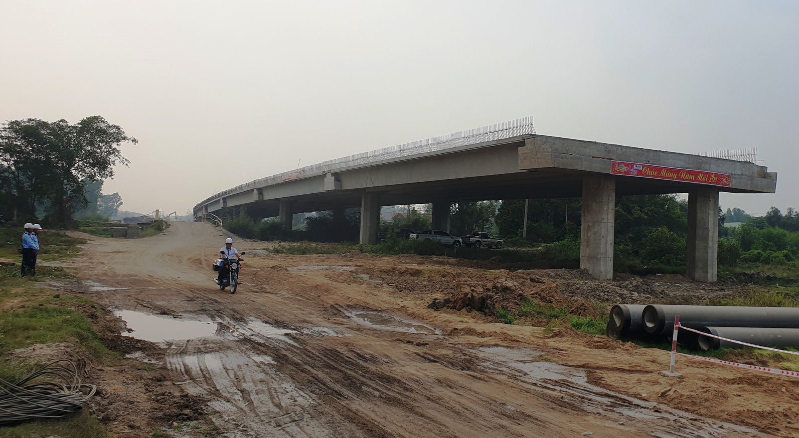 Chuyện "có thật" trên công trường cao tốc Trung Lương- Mỹ Thuận