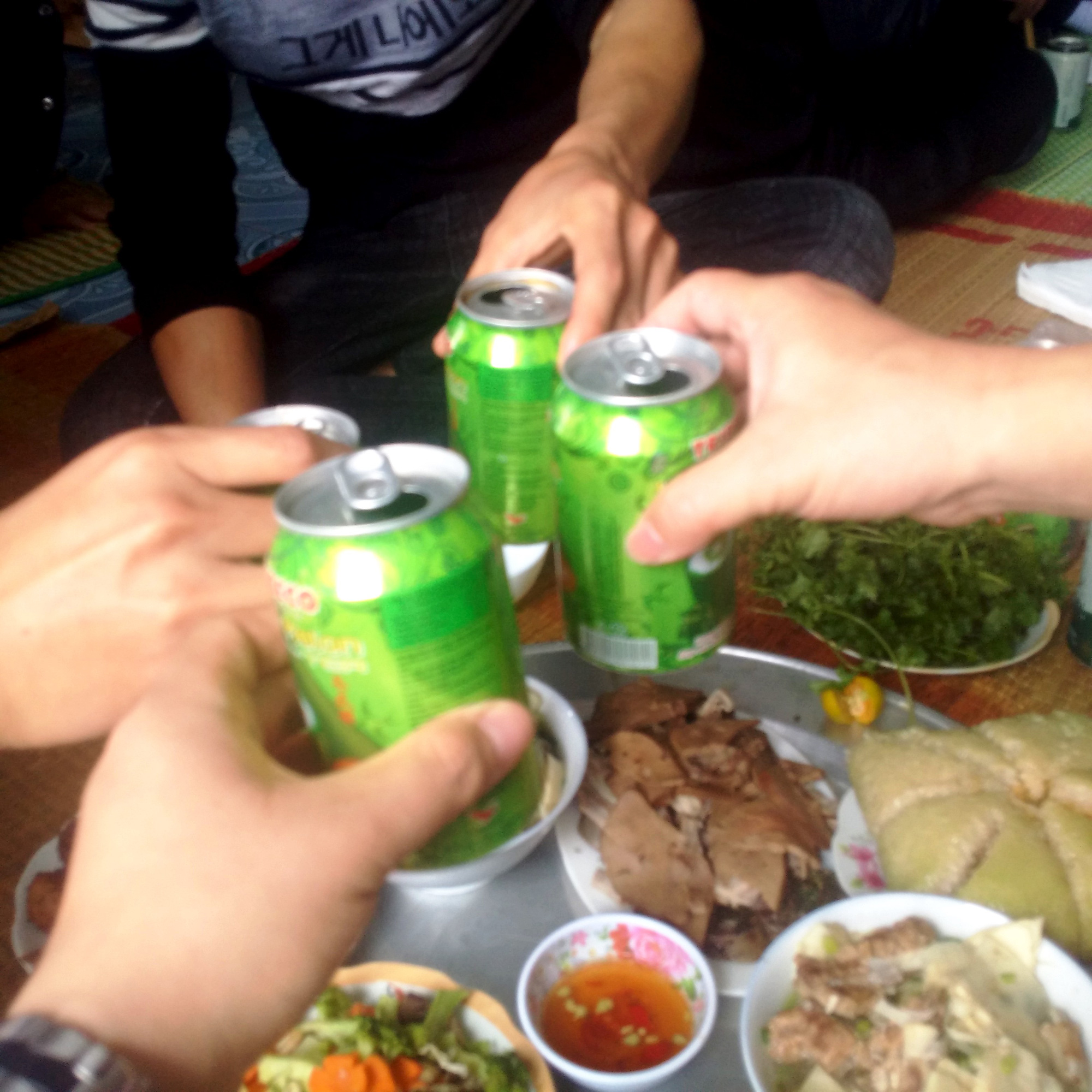 Mâm cỗ Tết không bia rượu, có sao đâu!