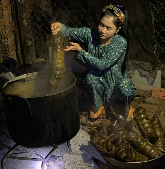 Ngọc nữ Bolero Phương Anh: Tết là đoàn viên! - Ảnh 4.