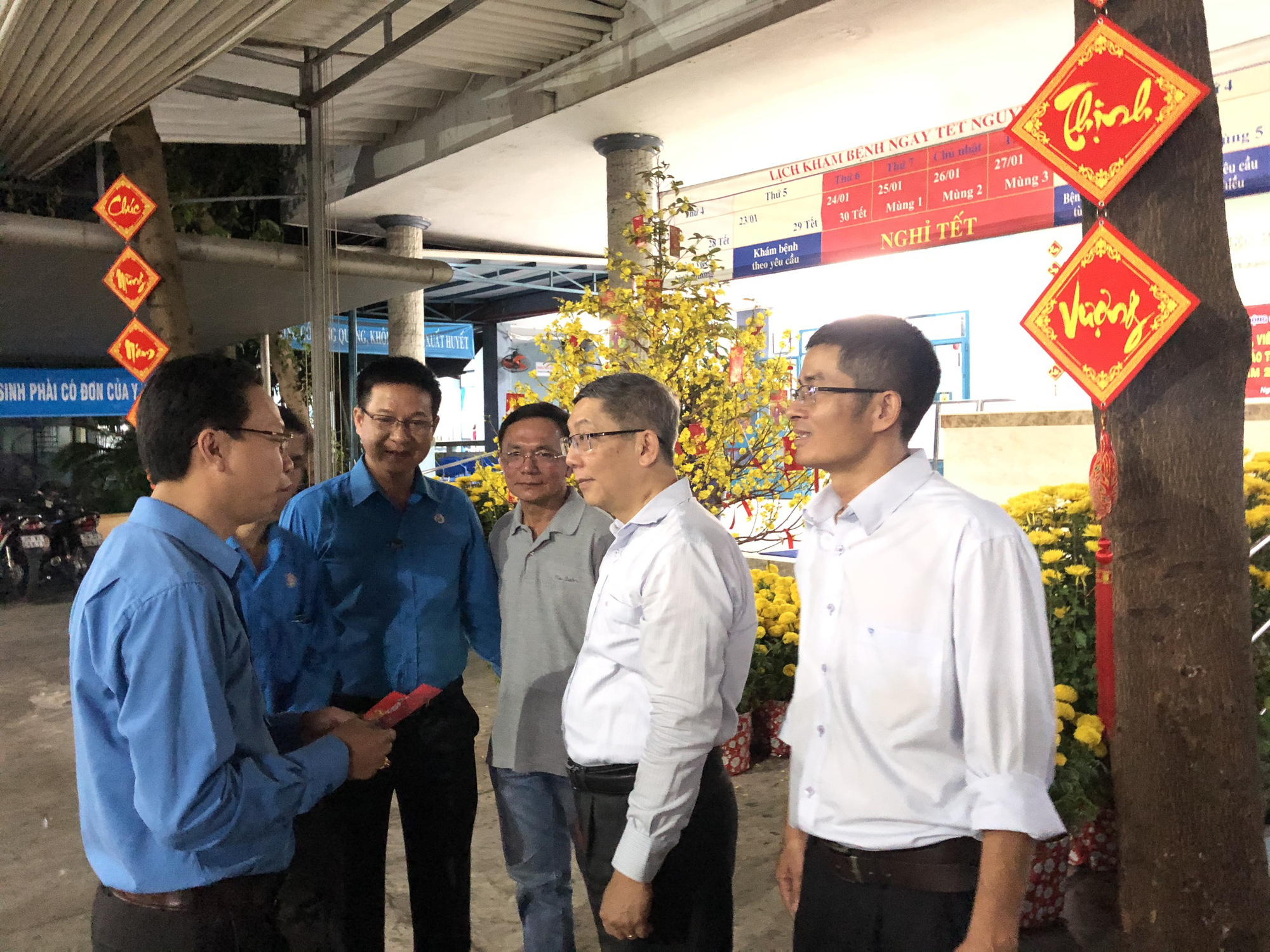 Động vi&ecirc;n c&ocirc;ng nh&acirc;n l&agrave;m việc xuy&ecirc;n Tết v&agrave; c&ocirc;ng nh&acirc;n ở trọ - Ảnh 2.