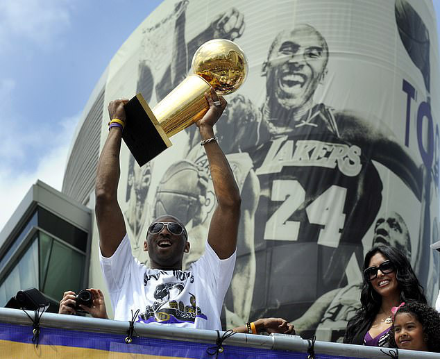 Huyền thoại bóng rổ Kobe Bryant tử nạn máy bay - Ảnh 1.