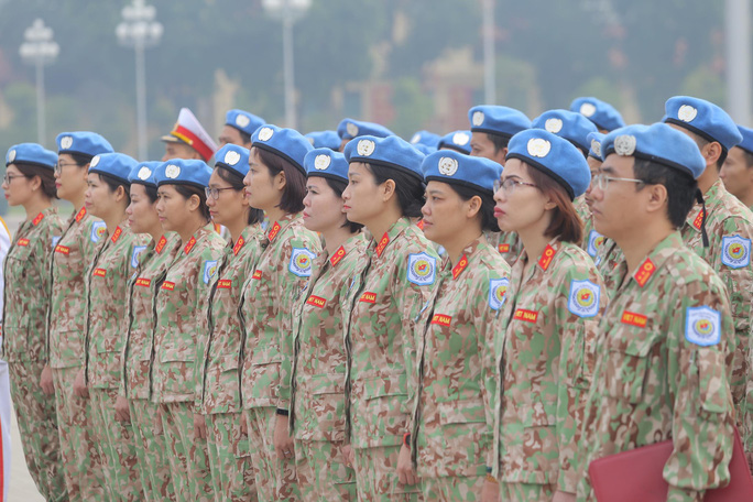 Xúc động những tà áo dài gìn giữ hòa bình ở Châu Phi - Ảnh 1.