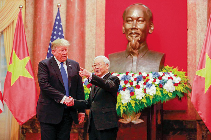 Việt Nam và những cái bắt tay đáng nhớ năm 2019