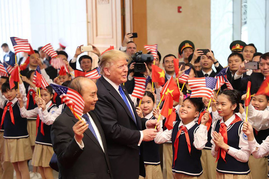 Việt Nam v&agrave; những c&aacute;i bắt tay đ&aacute;ng nhớ năm 2019 - Ảnh 3.