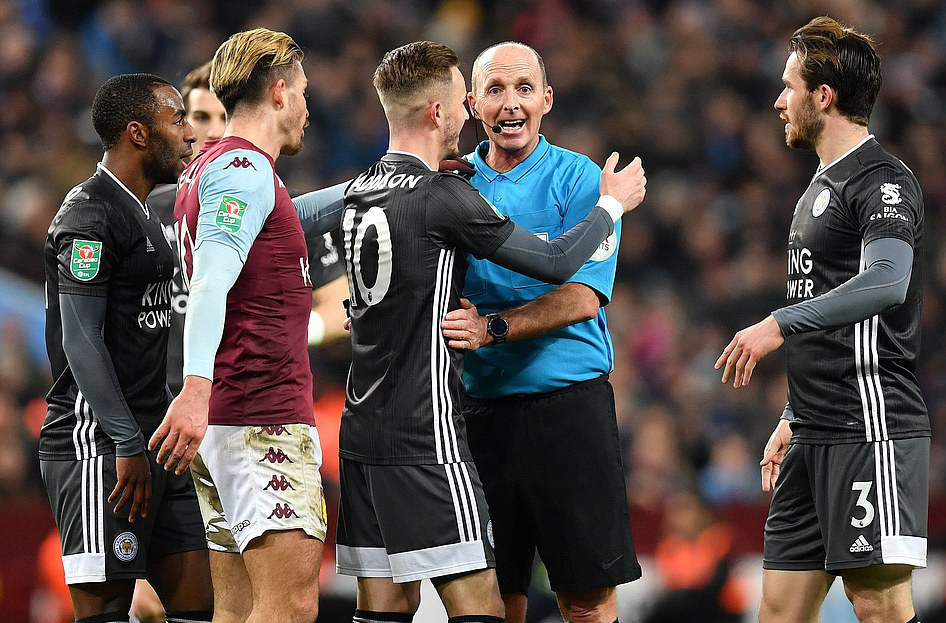 Thắng nghẹt thở Leicester, Aston Villa vào chung kết League Cup