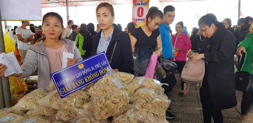 Thừa Thiên - Huế: 1.000 công nhân vui Tết sum vầy - Ảnh 1.