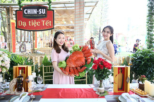 Tưng bừng ng&agrave;y hội Tết Việt 2020 - Ảnh 1.