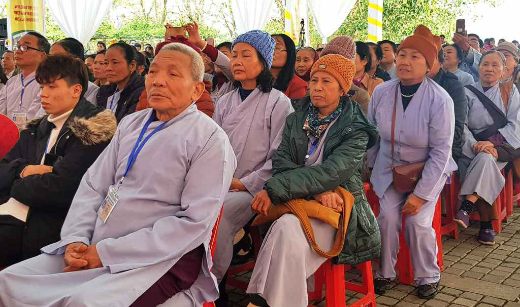 Ph&oacute; Thủ tướng Thường trực Trương H&ograve;a B&igrave;nh đ&aacute;nh trống khai hội ch&ugrave;a B&aacute;i Đ&iacute;nh - Ảnh 4.