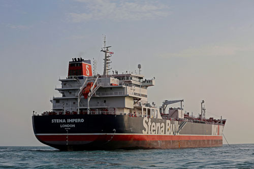 Tướng Soleimani bị sát hại: Điểm nóng eo biển Hormuz
