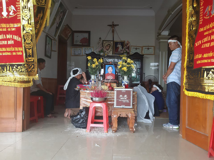 Truy tặng Huân chương cho người phụ nữ tử vong khi dũng cảm xông vào biển lửa cứu rừng