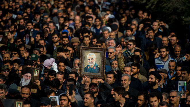 S&aacute;t hại tướng Soleimani xong, Tổng thống Trump xoa dịu Iran - Ảnh 3.