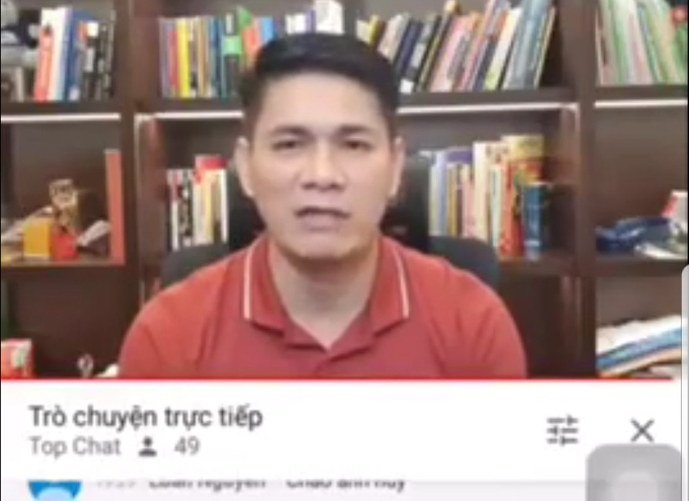 Gi&aacute;m đốc DN ở TP HCM l&ecirc;n YouTube xin lỗi nữ chủ cửa h&agrave;ng ở S&oacute;c Trăng - Ảnh 2.