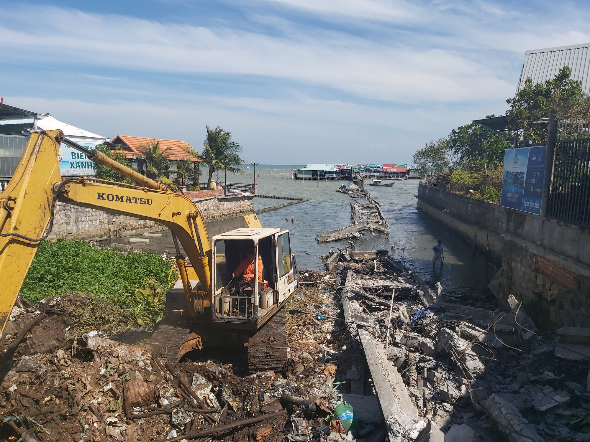 4 người bị tạm giữ vì kích động việc phá dỡ cầu cảng ở Phú Quốc