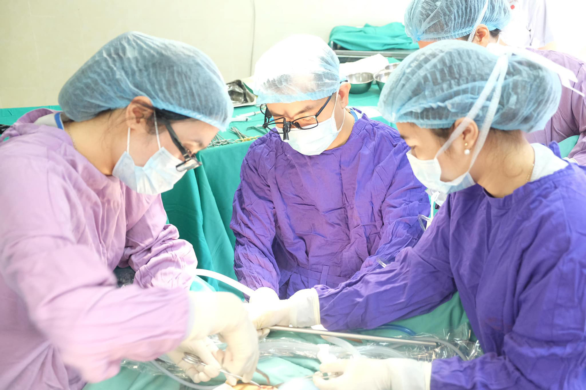 Bị dị tật kh&ocirc;ng &acirc;m đạo, c&ocirc; gi&aacute;o trẻ tuyệt vọng chia tay người y&ecirc;u - Ảnh 2.