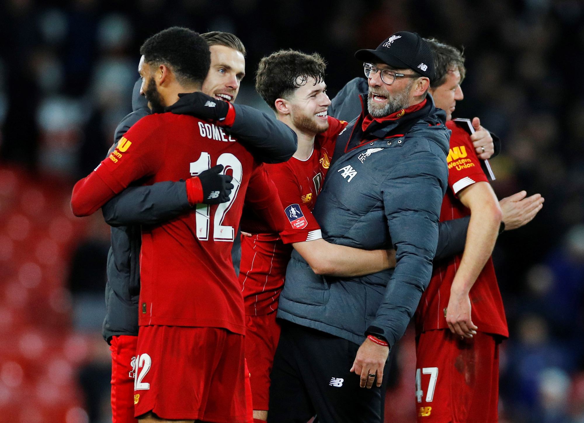 "Người nhện" rực sáng, Liverpool quật ngã Everton trận derby