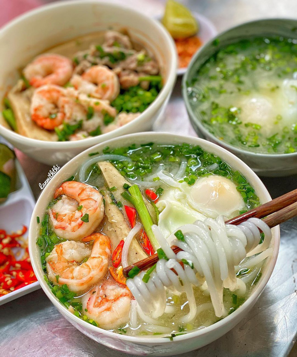 4 địa chỉ b&uacute;n nước ở TP HCM được c&aacute;c t&iacute;n đồ ẩm thực y&ecirc;u th&iacute;ch - Ảnh 9.