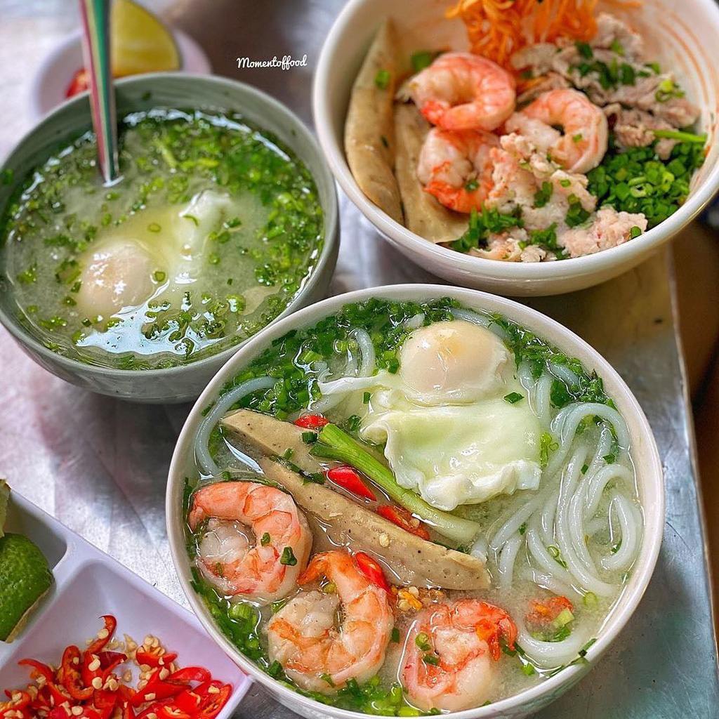 4 địa chỉ b&uacute;n nước ở TP HCM được c&aacute;c t&iacute;n đồ ẩm thực y&ecirc;u th&iacute;ch - Ảnh 10.