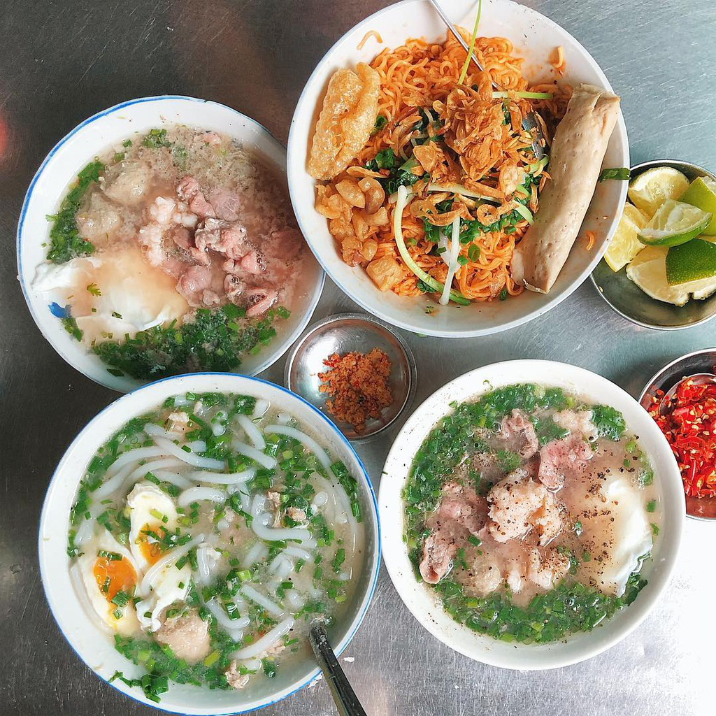 4 địa chỉ b&uacute;n nước ở TP HCM được c&aacute;c t&iacute;n đồ ẩm thực y&ecirc;u th&iacute;ch - Ảnh 2.