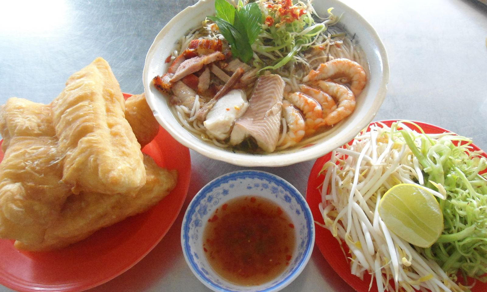 B&iacute; ẩn hương vị b&uacute;n nước l&egrave;o S&oacute;c Trăng - Ảnh 2.
