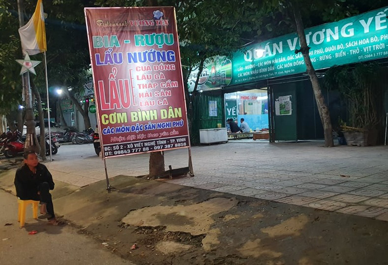 Clip: Phạt nặng t&agrave;i xế uống rượu bia, qu&aacute;n nhậu ở th&agrave;nh Vinh &ldquo;vắng như ch&ugrave;a B&agrave; Đanh&rdquo; - Ảnh 4.