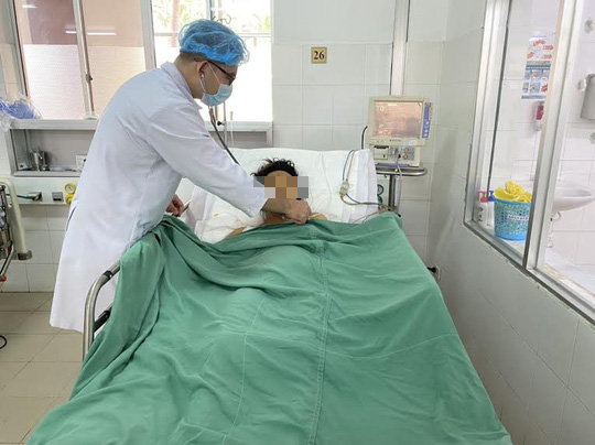 Sản phụ 19 tuổi mang song thai tho&aacute;t chết ngoạn mục  - Ảnh 1.