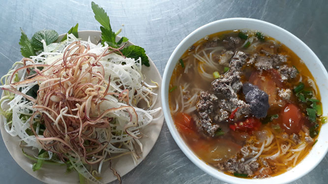Bạn thích ăn bún riêu kiểu nào?