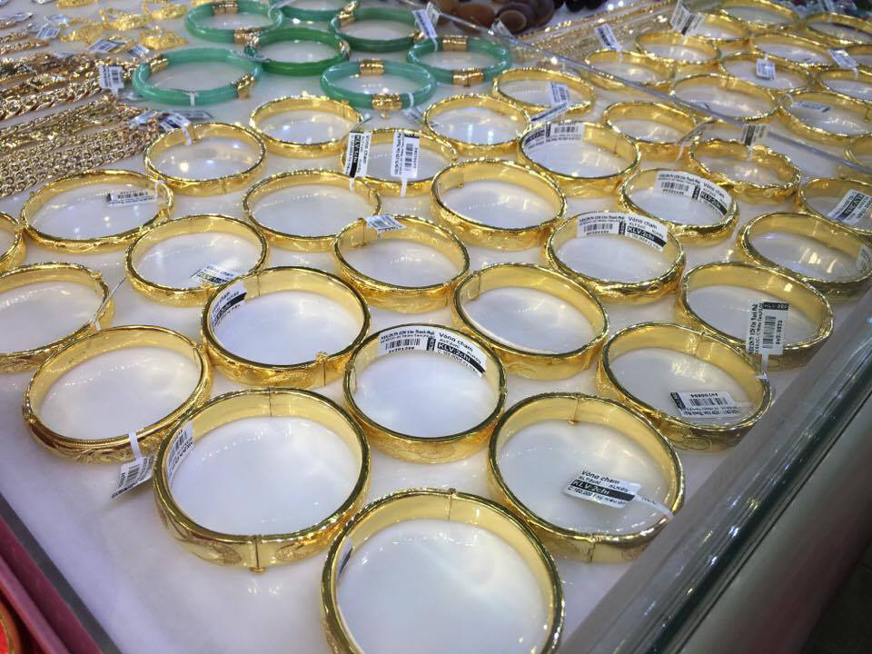 Giá vàng SJC đảo chiều, tăng mạnh trở lại