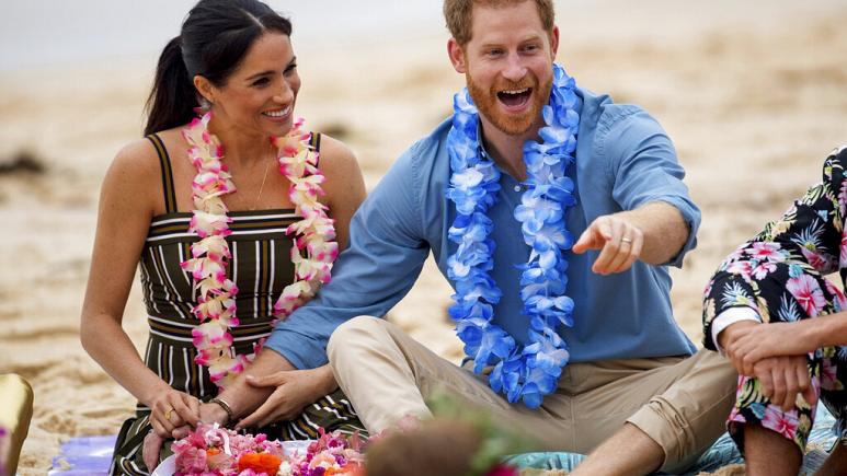 Thông báo gây sốc của vợ chồng hoàng tử Harry