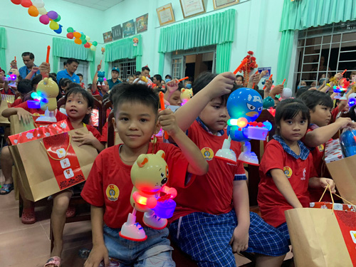 Đêm trăng cổ tích