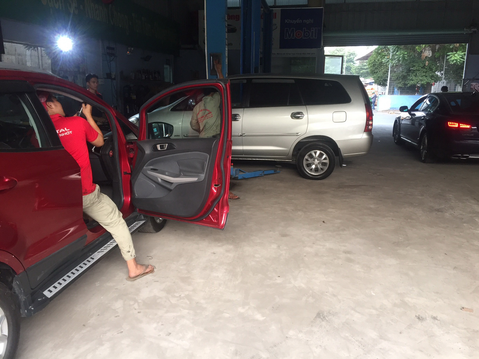 Mùa mưa nên kiểm tra ôtô thường xuyên