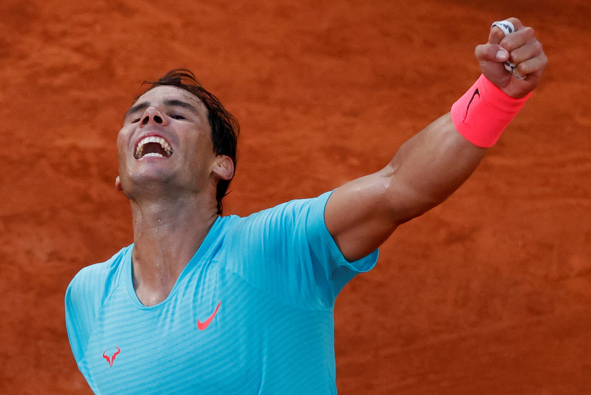 Phục hận thành công, Rafael Nadal lần thứ 13 vào chung kết Roland Garros